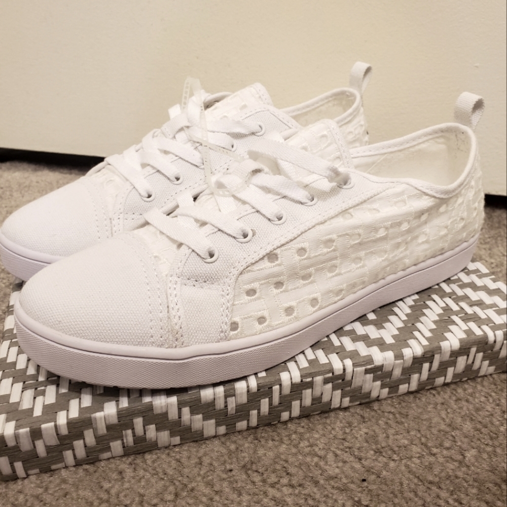 Koolaburra White Lace Denium Sneakers Size 5